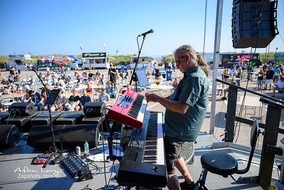 MISQUAMIT BEACH 052