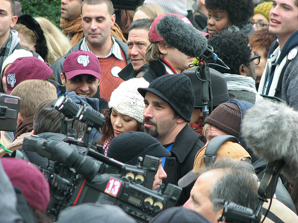 ON SET: Adjustment Bureau