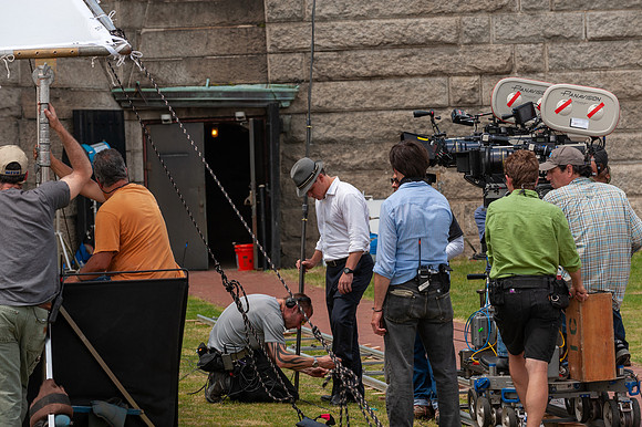 ON SET: Adjustment Bureau